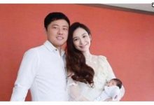 【EV扑克】吴佩慈身材气质俱佳，白色蛋糕裙亮相状态一点不像孩子妈-博狗扑克 蜗牛扑克 德州扑克跟我学