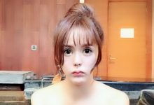 受不了!「溫泉巨乳妹」頂著F奶泡湯,兩顆大白麻糬浮在水面上,看得好飢渴啊!-博狗扑克 蜗牛扑克 德州扑克跟我学