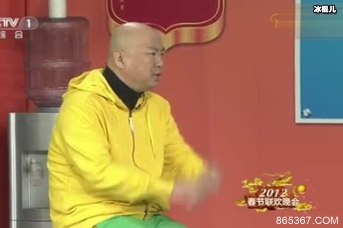 郭冬临出现在短视频平台，用年轻人的生活方式与年轻人进行交流