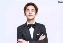 【EV扑克】何炅老师发自拍照结果全网询问链接,只因为他耳边的“耳环”-博狗扑克 蜗牛扑克 德州扑克跟我学