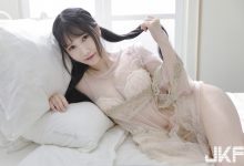 甜美正妹「又又」的薄紗誘惑！清純臉蛋下卻有著魔鬼身材！-博狗扑克 蜗牛扑克 德州扑克跟我学