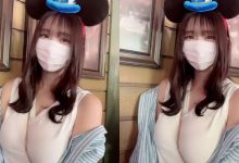 迪士尼正妹「背帶卡進深溝」,「雄偉的F罩杯」太吸眼球!-博狗扑克 蜗牛扑克 德州扑克跟我学