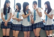 日本女高中生崩壞實錄 她們在大頭貼機裡都在露小褲褲啊!-博狗扑克 蜗牛扑克 德州扑克跟我学