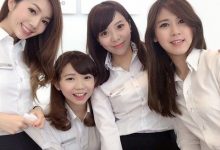 超正汽車業代，黑絲美腿＋緊身制服，車頭燈排排站忍不住要去賞車了！-博狗扑克 蜗牛扑克 德州扑克跟我学