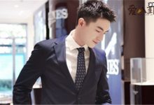 【EV扑克】林更新恋情是真的吗? 在剧组搬砖却被曝4天约2女揭详情-博狗扑克 蜗牛扑克 德州扑克跟我学