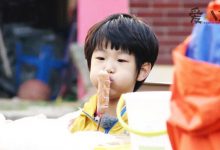 【EV扑克】李钟赫儿子今年多大了？ 李俊秀曾因太招人喜欢而被退学？-博狗扑克 蜗牛扑克 德州扑克跟我学