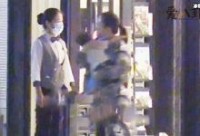 【EV扑克】赵丽颖带儿子现身, 想想真容曝光赵丽颖基因强大整容与否一看便知-博狗扑克 蜗牛扑克 德州扑克跟我学