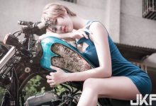 「爆乳重機妹」讓南台灣都瘋狂了！視角邪惡「嫩乳誘惑照」讓人只想坐上她的車…-博狗扑克 蜗牛扑克 德州扑克跟我学