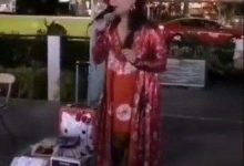 【EV扑克】著名歌手许美静为何沦落街边卖唱？当年到底发什么了事情-博狗扑克 蜗牛扑克 德州扑克跟我学