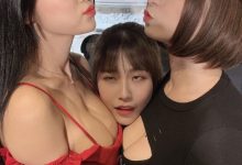 好鼠福的畫面!正修應外系花「李花fafa」在兩對巨乳的夾縫中求生存-博狗扑克 蜗牛扑克 德州扑克跟我学