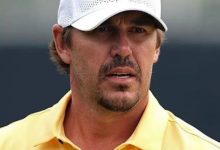 大发体育-科普卡在 LIV 赛事中将发球区标记击向观众，大发助力你的致富之路！-博狗扑克 蜗牛扑克 德州扑克跟我学