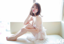 透明微醺的變態感!「爆乳嫩模」36E的性感震撼彈來襲,偽裝在萌萌外型下讓人無法招架!-博狗扑克 蜗牛扑克 德州扑克跟我学