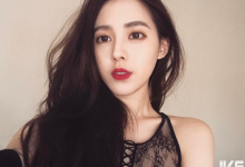 顏值太逆天！略帶「憂鬱的電眼」搭上緊緻身材，每個畫面都美到不要不要！-博狗扑克 蜗牛扑克 德州扑克跟我学