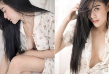 「白嫩大奶妹」剛出浴！睡衣開開大方抹乳液！「火辣美體」好勾人啊！-博狗扑克 蜗牛扑克 德州扑克跟我学