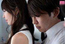 森日向子(MIKR-082) 「黑丝美腿正妹教师」在满员电车里引诱学生当痴汉,偷偷侵犯她!-博狗扑克 蜗牛扑克 德州扑克跟我学