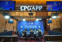 【EV扑克】CPG®海棠湾巡游赛|主赛剩余17人晋级第四轮,陆振华580万记分牌领跑,唯一女将倪楚儿紧随其后-博狗扑克 蜗牛扑克 德州扑克跟我学