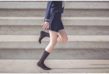 足控的絕對時間　「高中少女」美腿與後頸的絕對領域，青春胴體完全展演-博狗扑克 蜗牛扑克 德州扑克跟我学