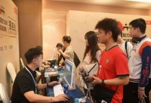 【EV扑克】第三届国门杯次日 | 广西三月三，主赛A组开打共135人次参赛，林峰CL携35人晋级第二轮，邓彪勇夺开幕赛冠军-博狗扑克 蜗牛扑克 德州扑克跟我学