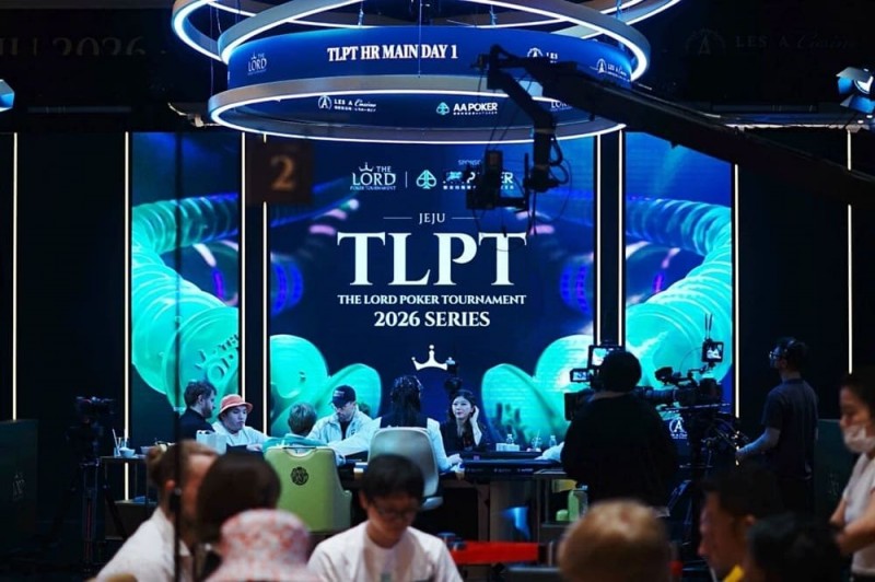 【EV扑克】TLPT济州岛站｜火热继续！巡游豪客主赛Day1众星云集Jungleman装袋89.5万计分牌登顶CL携手11人明日争冠！10k明星挑战赛重磅来袭！