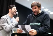 【EV扑克】人生赢家！Schiller在WSOP第四大赛事抽中100万美元神秘赏金，计划带家人游迪士尼-博狗扑克 蜗牛扑克 德州扑克跟我学