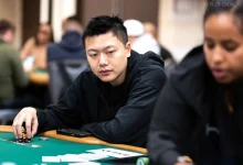 【EV扑克】金手链得主张阳稳了？WSOP主赛Day2顺利过关，与22位同胞同行！-博狗扑克 蜗牛扑克 德州扑克跟我学