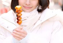HMN-895 现役美食网红女大生出道了，45公分极纤细腰太有看点！-博狗扑克 蜗牛扑克 德州扑克跟我学