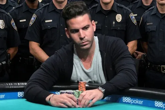 【EV扑克】从WSOP冠军到面临25年刑期,他到底经历了什么?