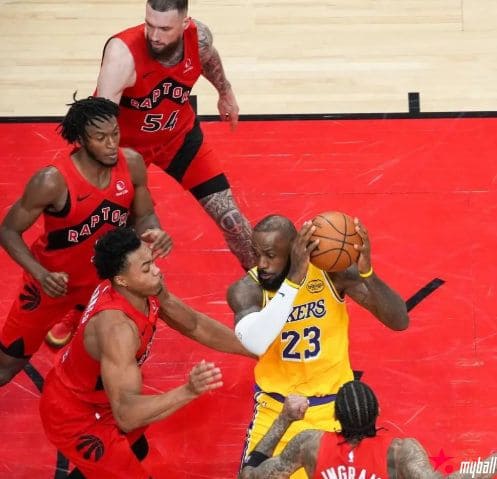迈博体育  NBA数据盘点：詹姆斯霸榜单赛季影响力指数前十，独占四席历史第一